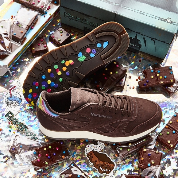 Reebok Classic Munchies Pack 'Cosmic Brownie' with Colorful Accents (Exclusive!)